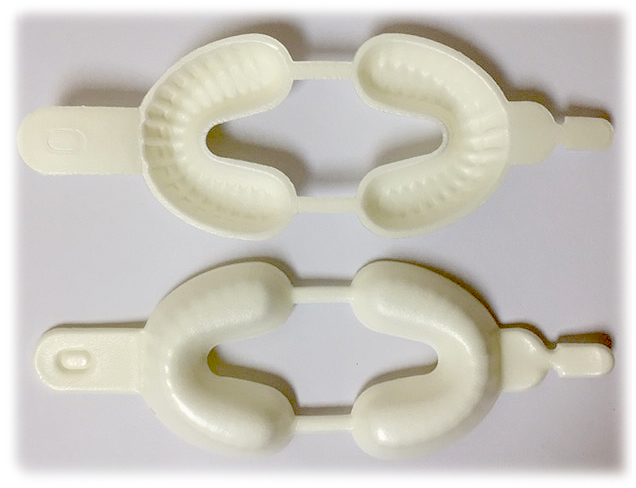 Fluoride Tray - Dual Arch - White - Medium - Click Image to Close